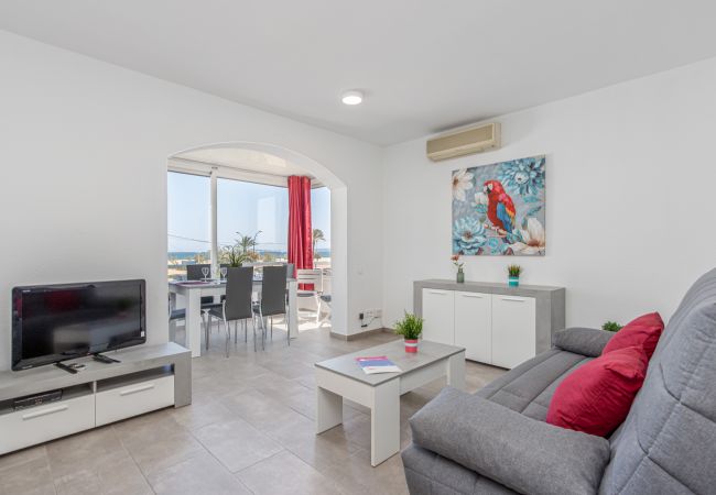 Apartament en Empuriabrava - 0014-BAHIA Apartament davant de la platja  amb wifi Apartament en Empuriabrava - 0014-BAHIA Apartament davant de la platja  amb wifi