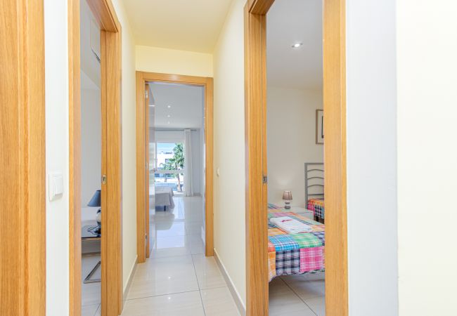 Vil.la en Empuriabrava - 0031-TER Casa al canal amb piscina, amarratge i estudi Vil.la en Empuriabrava - 0031-TER Casa al canal amb piscina, amarratge i estudi