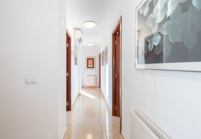 Vil.la en Empuriabrava - 0109-PANI Casa al canal amb piscina i amarratge Vil.la en Empuriabrava - 0109-PANI Casa al canal amb piscina i amarratge