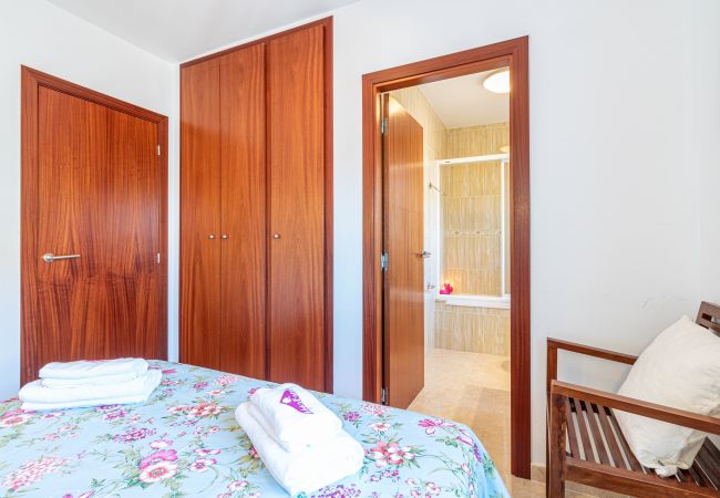 Vil.la en Empuriabrava - 0109-PANI Casa al canal amb piscina i amarratge Vil.la en Empuriabrava - 0109-PANI Casa al canal amb piscina i amarratge