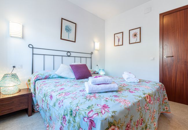 Vil.la en Empuriabrava - 0109-PANI Casa al canal amb piscina i amarratge Vil.la en Empuriabrava - 0109-PANI Casa al canal amb piscina i amarratge