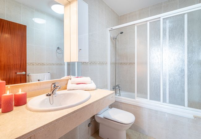 Vil.la en Empuriabrava - 0109-PANI Casa al canal amb piscina i amarratge Vil.la en Empuriabrava - 0109-PANI Casa al canal amb piscina i amarratge