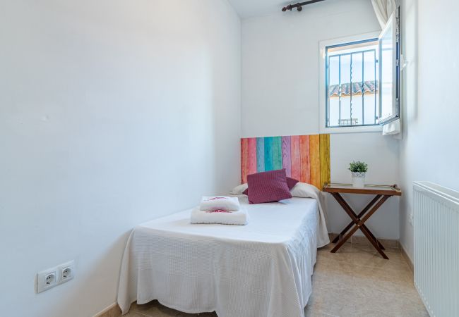 Vil.la en Empuriabrava - 0109-PANI Casa al canal amb piscina i amarratge Vil.la en Empuriabrava - 0109-PANI Casa al canal amb piscina i amarratge