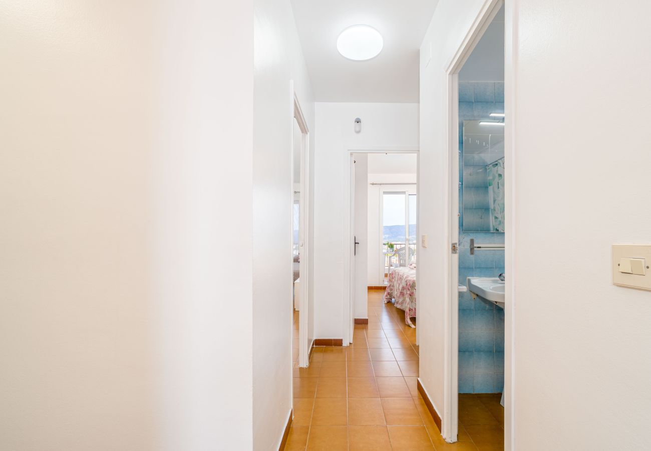 Apartament en Empuriabrava - 0186-SAN LUIS Apartament amb vistes al mar