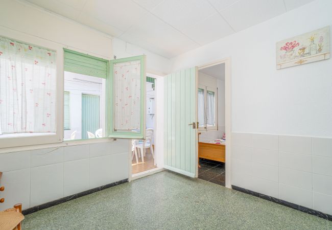 Apartament en Rosas / Roses - 2026-POETA MARQUINA Apartament amb 4 dormitoris Apartament en Rosas / Roses - 2026-POETA MARQUINA Apartament amb 4 dormitoris