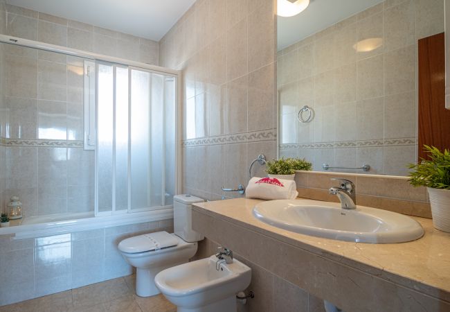 Vil.la en Empuriabrava - 0145-PANI Casa al canal amb piscina i amarratge Vil.la en Empuriabrava - 0145-PANI Casa al canal amb piscina i amarratge