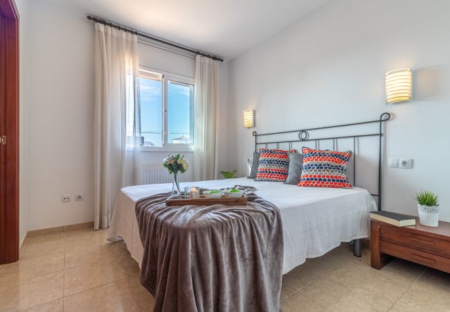 Vil.la en Empuriabrava - 0145-PANI Casa al canal amb piscina i amarratge Vil.la en Empuriabrava - 0145-PANI Casa al canal amb piscina i amarratge