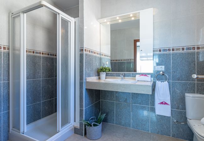 Vil.la en Empuriabrava - 0145-PANI Casa al canal amb piscina i amarratge Vil.la en Empuriabrava - 0145-PANI Casa al canal amb piscina i amarratge