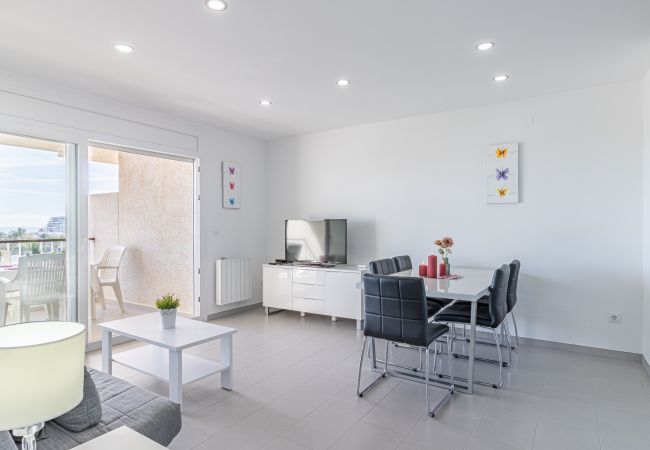 Apartament en Empuriabrava - 0175-PORT GREC Apartament amb WIFI, vistes al canal i al mar Apartament en Empuriabrava - 0175-PORT GREC Apartament amb WIFI, vistes al canal i al mar