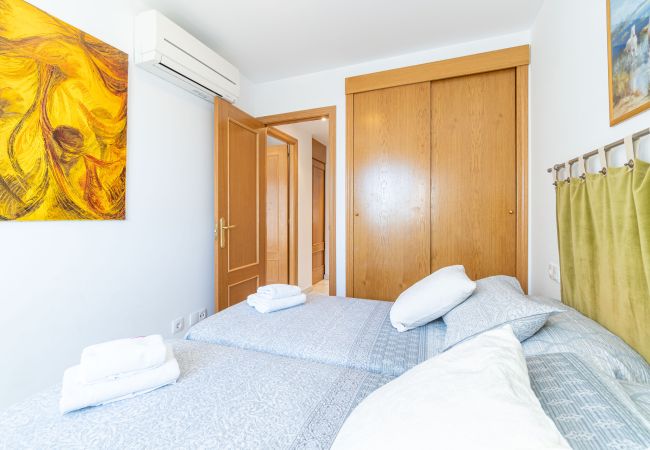 Apartament en Empuriabrava - 0163-PORT SALINS Apartament amb vistes al canal Apartament en Empuriabrava - 0163-PORT SALINS Apartament amb vistes al canal