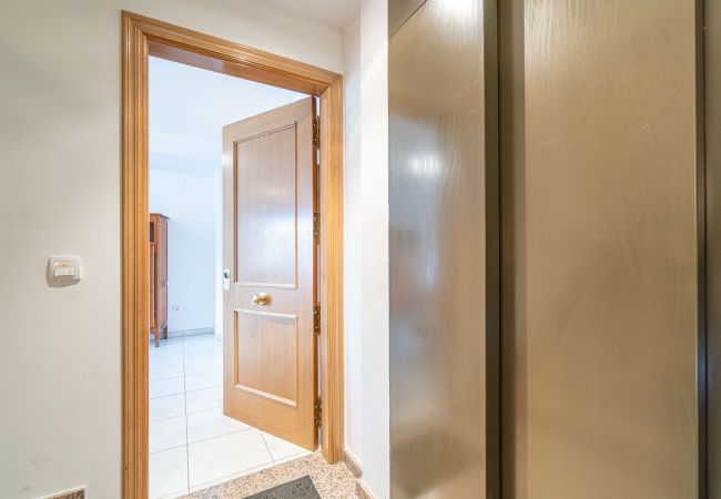 Apartament en Empuriabrava - 0163-PORT SALINS Apartament amb vistes al canal Apartament en Empuriabrava - 0163-PORT SALINS Apartament amb vistes al canal