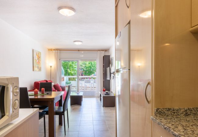 Apartament en Empuriabrava - 0187-SANT MORI Apartament amb gran terrassa i wifi Apartament en Empuriabrava - 0187-SANT MORI Apartament amb gran terrassa i wifi