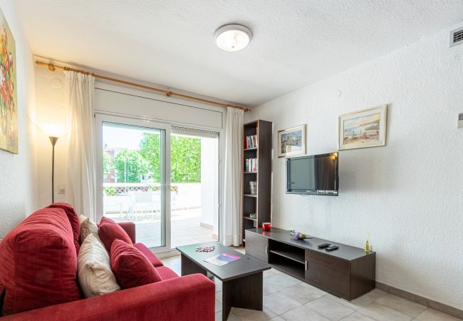 Apartament en Empuriabrava - 0187-SANT MORI Apartament amb gran terrassa i wifi Apartament en Empuriabrava - 0187-SANT MORI Apartament amb gran terrassa i wifi