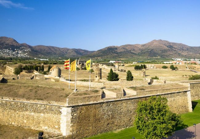 Apartament en Rosas / Roses - 2004-FRANCESC MACIA Apartament amb wifi a prop de la platja Apartament en Rosas / Roses - 2004-FRANCESC MACIA Apartament amb wifi a prop de la platja