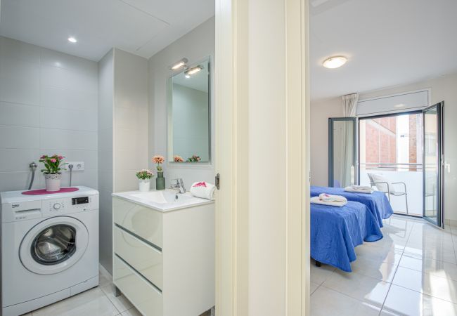 Apartament en Rosas / Roses - 2004-FRANCESC MACIA Apartament amb wifi a prop de la platja Apartament en Rosas / Roses - 2004-FRANCESC MACIA Apartament amb wifi a prop de la platja