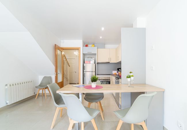 Vil.la en Empuriabrava - 0152-PUIGMAL Casa moderna per a 6 persones Vil.la en Empuriabrava - 0152-PUIGMAL Casa moderna per a 6 persones