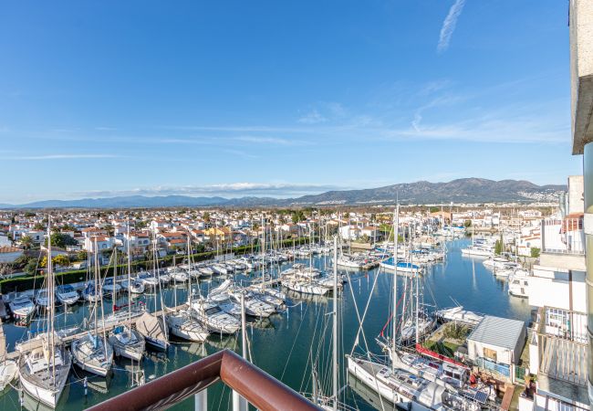 Apartament en Empuriabrava - 0172-PORT GREC Apartament amb vistes al canal i al mar  Apartament en Empuriabrava - 0172-PORT GREC Apartament amb vistes al canal i al mar