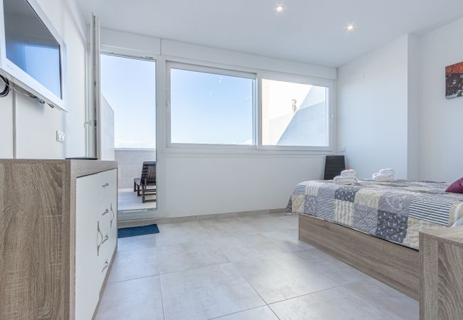 Apartament en Empuriabrava - 0172-PORT GREC Apartament amb vistes al canal i al mar  Apartament en Empuriabrava - 0172-PORT GREC Apartament amb vistes al canal i al mar