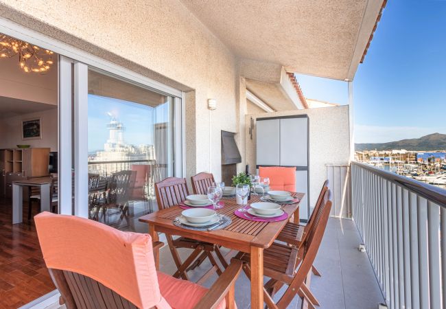 Apartament en Empuriabrava - 0172-PORT GREC Apartament amb vistes al canal i al mar  Apartament en Empuriabrava - 0172-PORT GREC Apartament amb vistes al canal i al mar