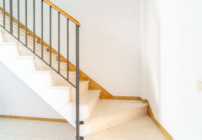 Apartament en Empuriabrava - 0131-PORT MOXO Apartament amb terrassa i vistes al canal Apartament en Empuriabrava - 0131-PORT MOXO Apartament amb terrassa i vistes al canal