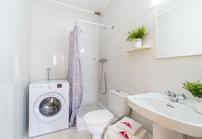 Apartament en Empuriabrava - 0131-PORT MOXO Apartament amb terrassa i vistes al canal Apartament en Empuriabrava - 0131-PORT MOXO Apartament amb terrassa i vistes al canal