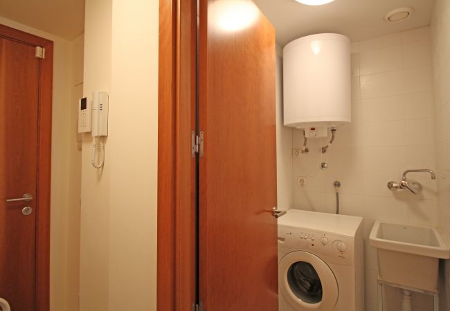 Apartament en Rosas / Roses - 8010-MIL.LENI Apartament amb piscina comunitària i pàrquing Apartament en Rosas / Roses - 8010-MIL.LENI Apartament amb piscina comunitària i pàrquing