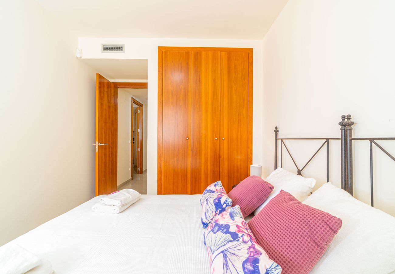 Apartament en Rosas / Roses - 8010-MIL.LENI Apartament amb piscina comunitària i pàrquing