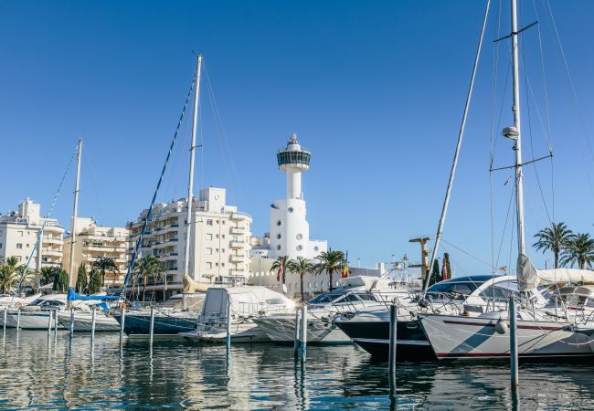 Apartament en Empuriabrava - 0160-PORT GREC Apartament amb WIFI, Smart TV, vista al canal i al mar Apartament en Empuriabrava - 0160-PORT GREC Apartament amb WIFI, Smart TV, vista al canal i al mar