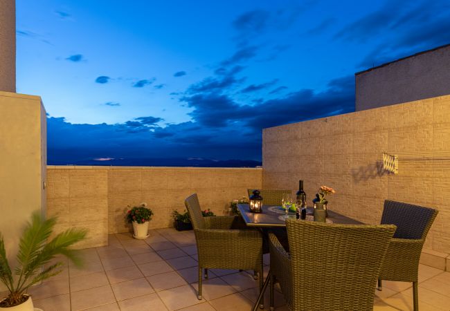 Apartament en Empuriabrava - 0160-PORT GREC Apartament amb WIFI, Smart TV, vista al canal i al mar Apartament en Empuriabrava - 0160-PORT GREC Apartament amb WIFI, Smart TV, vista al canal i al mar