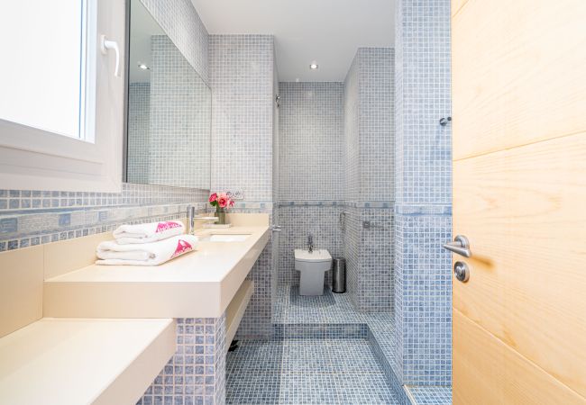 Apartament en Empuriabrava - 0160-PORT GREC Apartament amb WIFI, Smart TV, vista al canal i al mar Apartament en Empuriabrava - 0160-PORT GREC Apartament amb WIFI, Smart TV, vista al canal i al mar