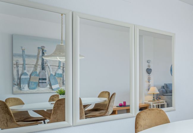 Apartament en Empuriabrava - 0085-MIRABLAU Apartament amb vista al mar Apartament en Empuriabrava - 0085-MIRABLAU Apartament amb vista al mar