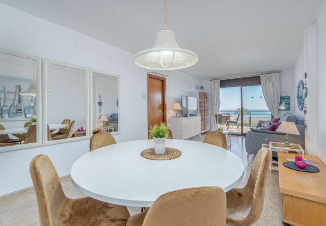 Apartament en Empuriabrava - 0085-MIRABLAU Apartament amb vista al mar Apartament en Empuriabrava - 0085-MIRABLAU Apartament amb vista al mar