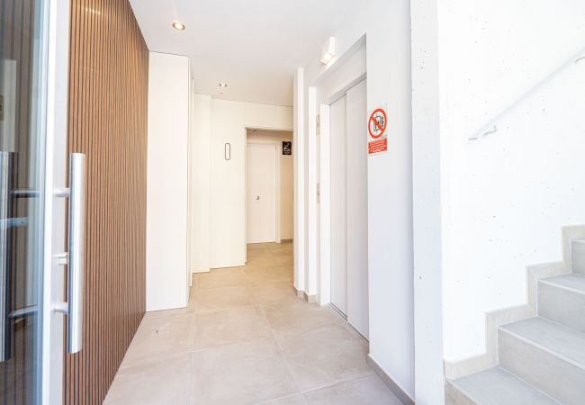 Apartament en Rosas / Roses - 2010-AV.PLATJA Apartament alt standing amb piscina comunitària i pàrquing Apartament en Rosas / Roses - 2010-AV.PLATJA Apartament alt standing amb piscina comunitària i pàrquing