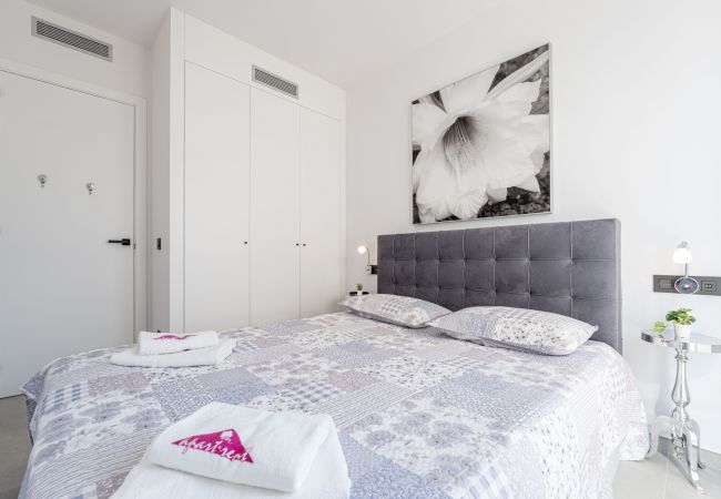 Apartament en Rosas / Roses - 2010-AV.PLATJA Apartament alt standing amb piscina comunitària i pàrquing Apartament en Rosas / Roses - 2010-AV.PLATJA Apartament alt standing amb piscina comunitària i pàrquing