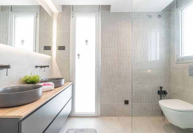 Apartament en Rosas / Roses - 2010-AV.PLATJA Apartament alt standing amb piscina comunitària i pàrquing Apartament en Rosas / Roses - 2010-AV.PLATJA Apartament alt standing amb piscina comunitària i pàrquing