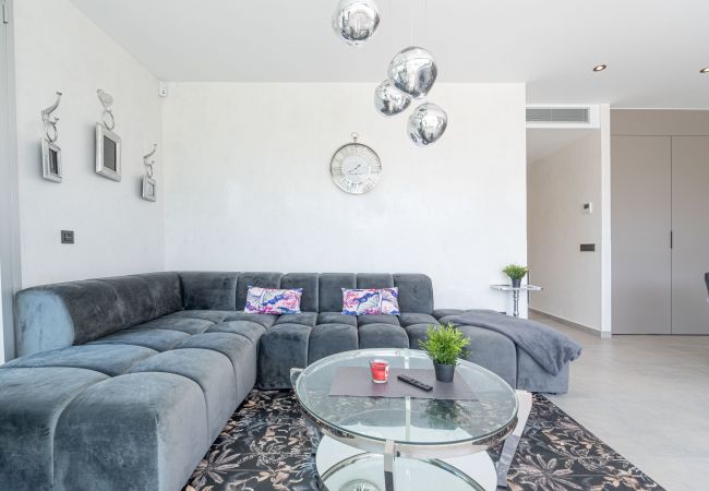 Apartament en Rosas / Roses - 2010-AV.PLATJA Apartament alt standing amb piscina comunitària i pàrquing Apartament en Rosas / Roses - 2010-AV.PLATJA Apartament alt standing amb piscina comunitària i pàrquing