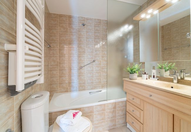 Apartament en Empuriabrava - 0180-PORT GREC Apartament amb vistes al canal Apartament en Empuriabrava - 0180-PORT GREC Apartament amb vistes al canal