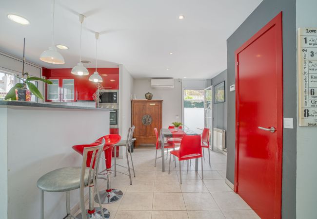 Vil.la en Empuriabrava - 0080-ALBERES Casa amb piscina Vil.la en Empuriabrava - 0080-ALBERES Casa amb piscina