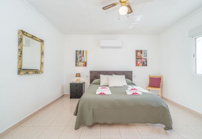 Vil.la en Empuriabrava - 0009-ALBERES Casa amb piscina Vil.la en Empuriabrava - 0009-ALBERES Casa amb piscina