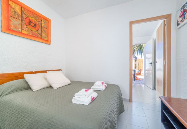 Vil.la en Empuriabrava - 0009-ALBERES Casa amb piscina Vil.la en Empuriabrava - 0009-ALBERES Casa amb piscina