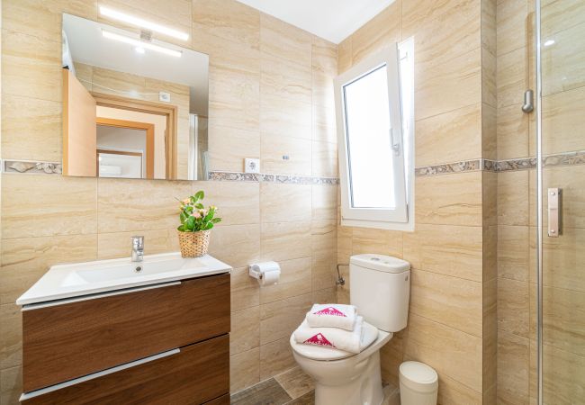 Vil.la en Empuriabrava - 0009-ALBERES Casa amb piscina Vil.la en Empuriabrava - 0009-ALBERES Casa amb piscina