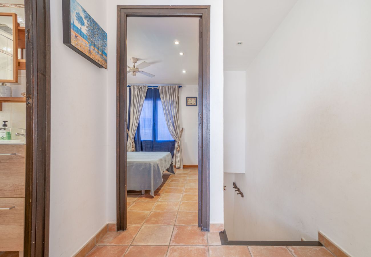 Vil.la en Empuriabrava - 0151-ILLA CARTAGO Casa al canal tipus pescador 