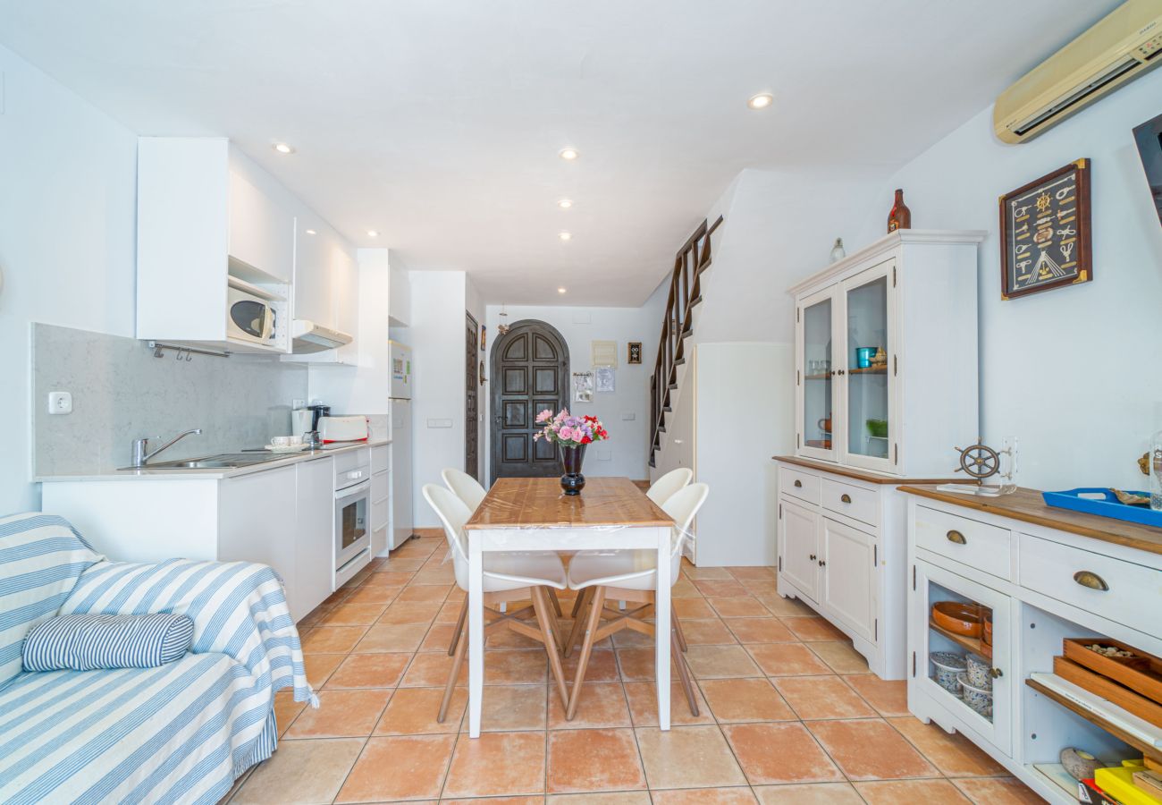 Vil.la en Empuriabrava - 0151-ILLA CARTAGO Casa al canal tipus pescador 