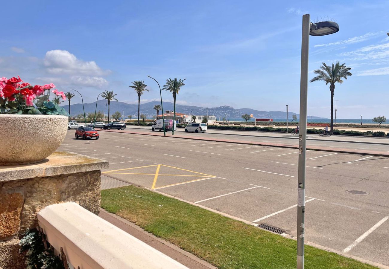Apartament en Empuriabrava - 0098-MARENOSTRUM Apartament davant de la mar