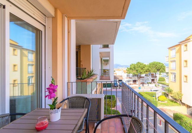 Ferienwohnung in Empuriabrava - 0057-GRAN RESERVA Renoviertes Appartement in Strandnähe