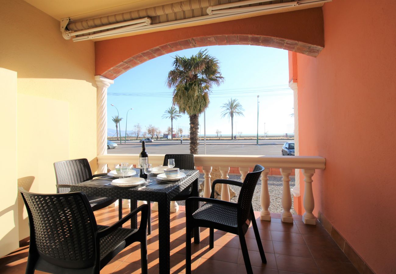 Ferienwohnung in Empuriabrava - 0017-BAHIA Appartement direkt am Strand mit WLAN