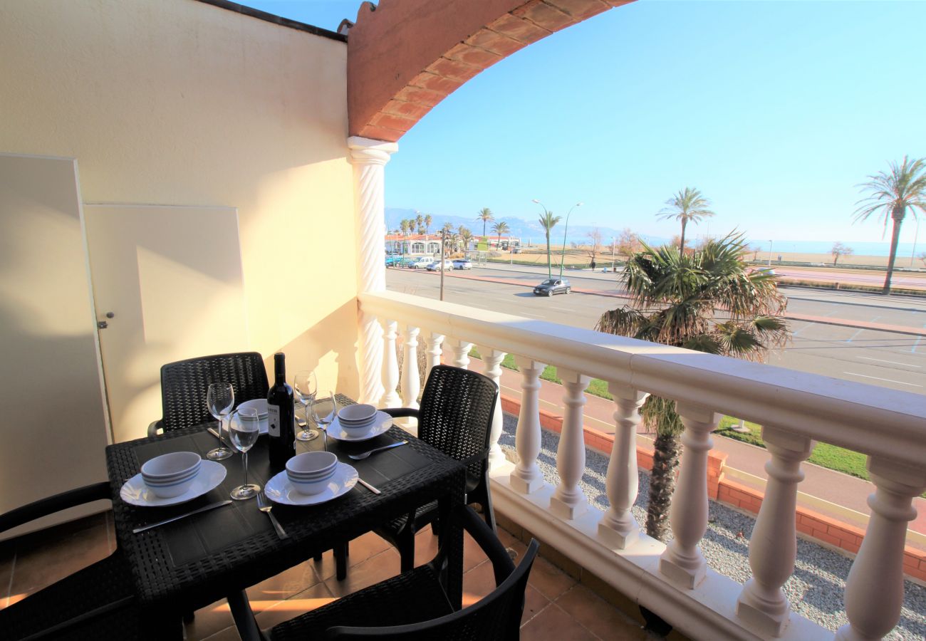 Ferienwohnung in Empuriabrava - 0020-BAHIA Appartement direkt am Strand mit WLAN