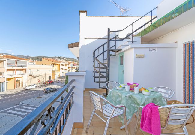  in Rosas / Roses - 2027-POETA MARQUINA Appartement mit 2 Schlafzimmer