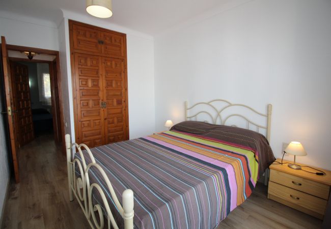 Ferienwohnung in Empuriabrava - 0169-PORT SEGRE Appartement mit Kanalblick