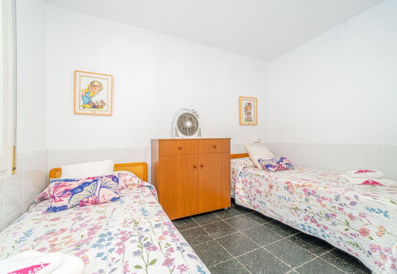 Ferienwohnung in Rosas / Roses - 2026-POETA MARQUINA Appartement mit 4 Schlafzimmer